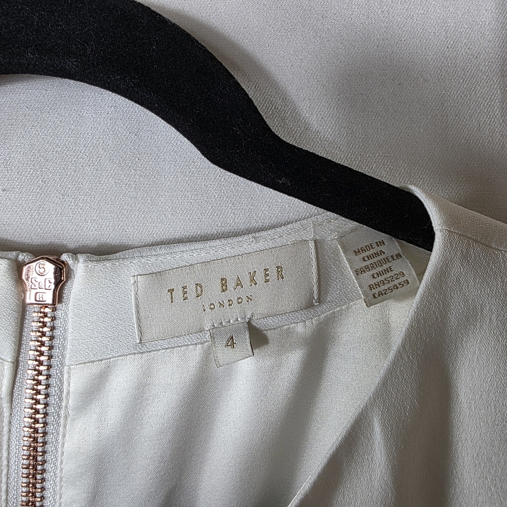 Ted Baker Rubelle Blenheim Palace ruched detail midi dress in natural maximalist - Picture 4 of 16
